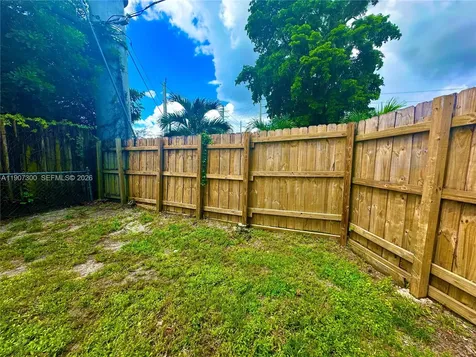 5740 Freedom Street Hollywood FL 33021