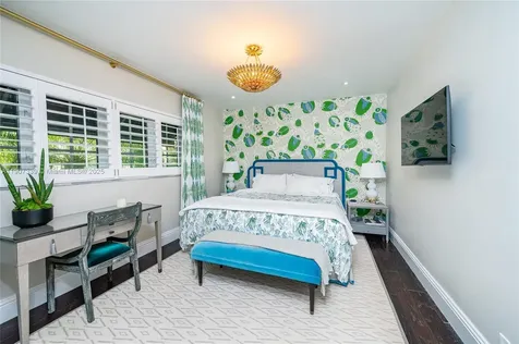 612 Catalonia Avenue Coral Gables FL 33134
