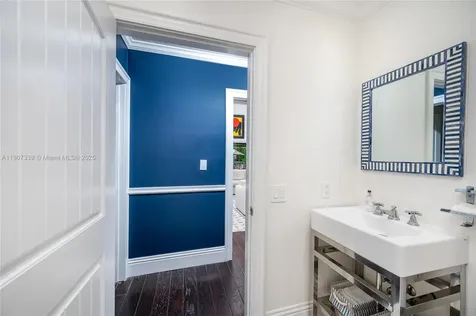 612 Catalonia Avenue Coral Gables FL 33134