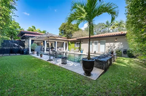 612 Catalonia Avenue Coral Gables FL 33134