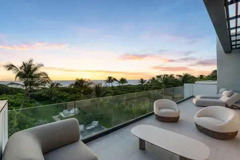 7845 Atlantic Way Miami Beach FL 33141
