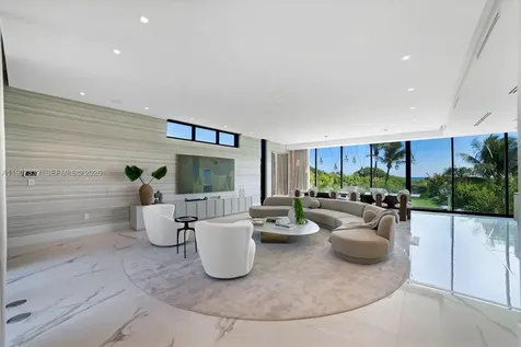 7845 Atlantic Way Miami Beach FL 33141
