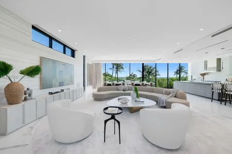 7845 Atlantic Way Miami Beach FL 33141