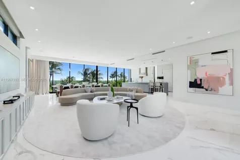7845 Atlantic Way Miami Beach FL 33141