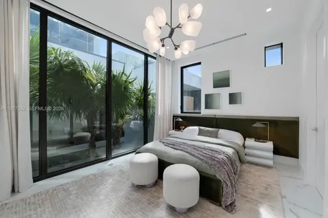 7845 Atlantic Way Miami Beach FL 33141