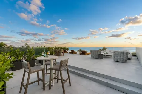 7845 Atlantic Way Miami Beach FL 33141