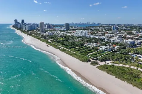 7845 Atlantic Way Miami Beach FL 33141