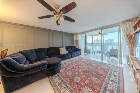1660 NE 191st Street Miami FL 33179