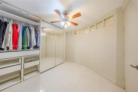 1660 NE 191st Street Miami FL 33179