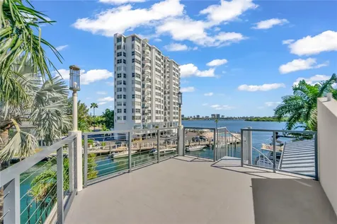 2089 NE 121st Road North Miami FL 33181