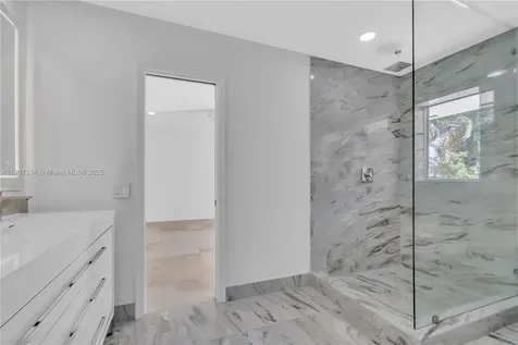 2089 NE 121st Road North Miami FL 33181