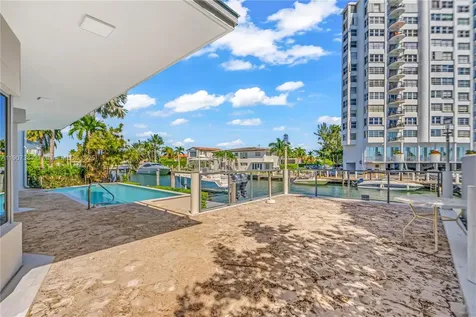2089 NE 121st Road North Miami FL 33181