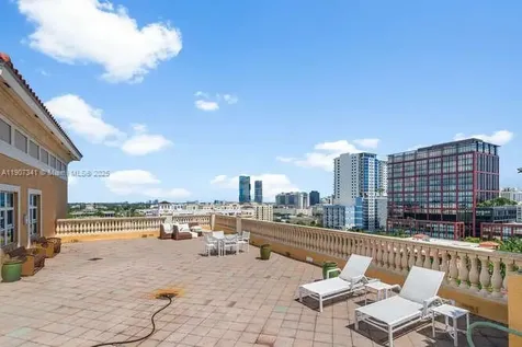 403 S Sapodilla Avenue West Palm Beach FL 33401