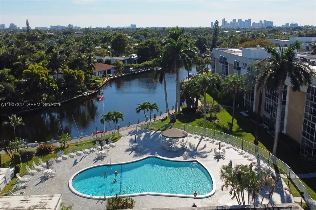 3040 NE 16th Avenue Oakland Park FL 33334