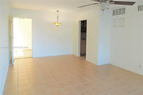 3040 NE 16th Avenue Oakland Park FL 33334