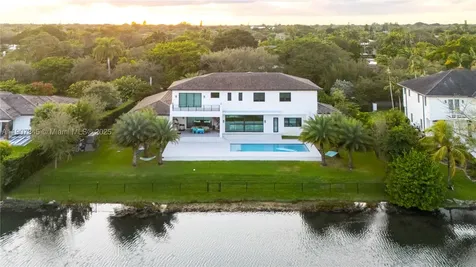 11907 SW 70th Avenue Pinecrest FL 33156