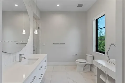 11907 SW 70th Avenue Pinecrest FL 33156