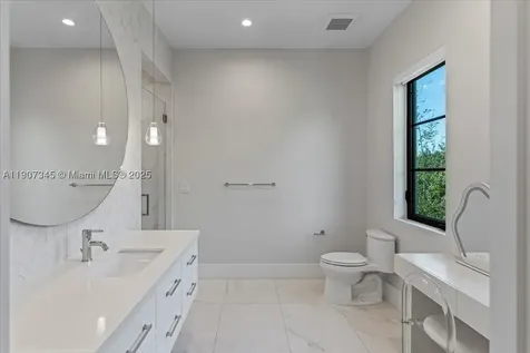 11907 SW 70th Avenue Pinecrest FL 33156