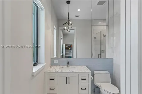 11907 SW 70th Avenue Pinecrest FL 33156