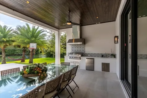 11907 SW 70th Avenue Pinecrest FL 33156