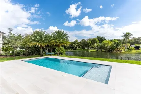 11907 SW 70th Avenue Pinecrest FL 33156