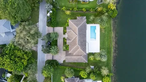 11907 SW 70th Avenue Pinecrest FL 33156