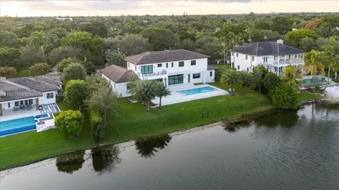 11907 SW 70th Avenue Pinecrest FL 33156