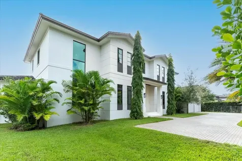 11907 SW 70th Avenue Pinecrest FL 33156