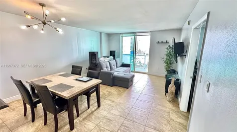 1800 N Bayshore Drive Miami FL 33132