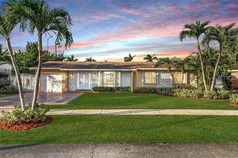 10835 SW 152nd Terrace Miami FL 33157