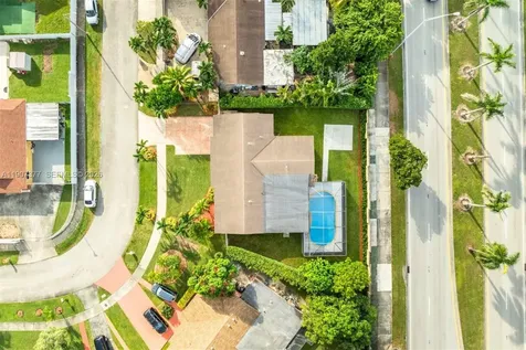 10835 SW 152nd Terrace Miami FL 33157