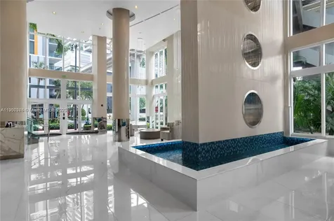 41 SE 5th Street Miami FL 33131
