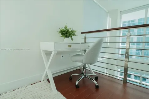 41 SE 5th Street Miami FL 33131