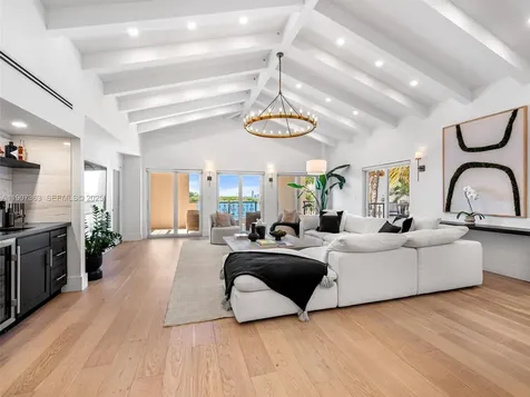 2236 Fisher Island Drive Miami Beach FL 33109