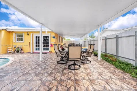 18922 SW 120th Court Miami FL 33177