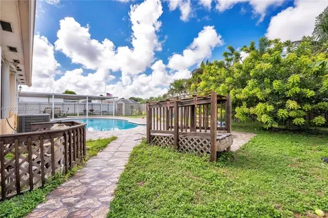 18922 SW 120th Court Miami FL 33177