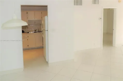 2970 NE 16th Avenue Oakland Park FL 33334