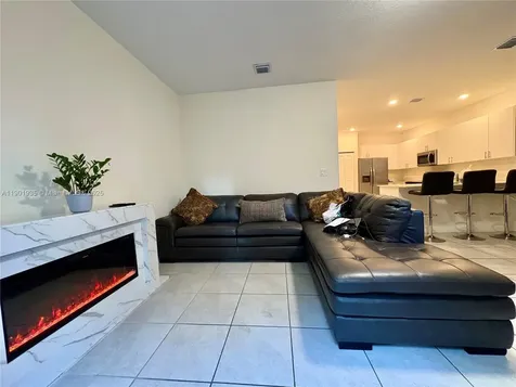 1020 SE 26th Terrace Homestead FL 33035