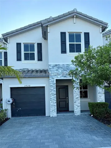 1020 SE 26th Terrace Homestead FL 33035