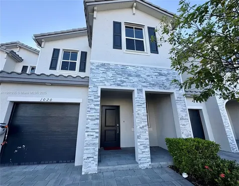 1020 SE 26th Terrace Homestead FL 33035