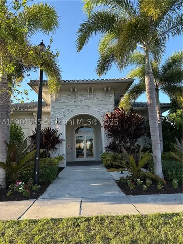 1020 SE 26th Terrace Homestead FL 33035