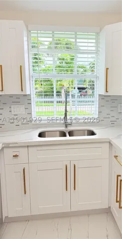4340 SW 19th Street West Park FL 33023