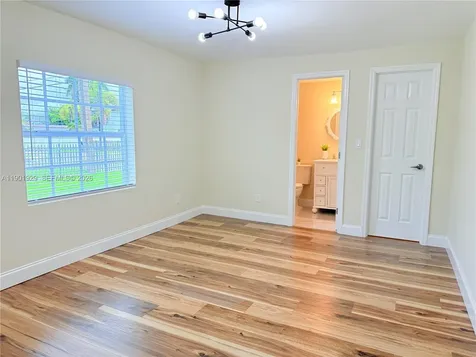 4340 SW 19th Street West Park FL 33023