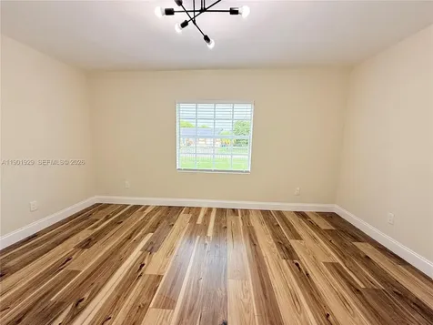 4340 SW 19th Street West Park FL 33023