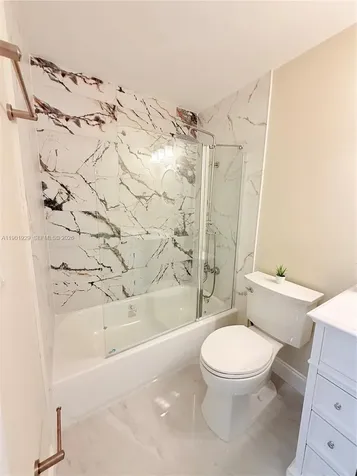 4340 SW 19th Street West Park FL 33023