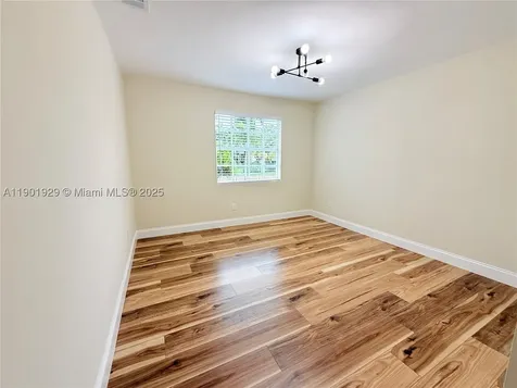 4340 SW 19th Street West Park FL 33023