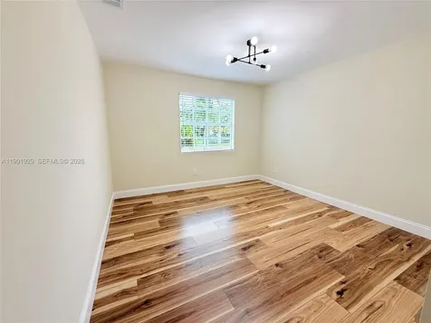4340 SW 19th Street West Park FL 33023
