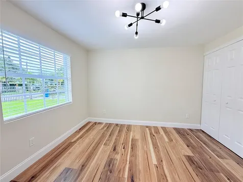 4340 SW 19th Street West Park FL 33023