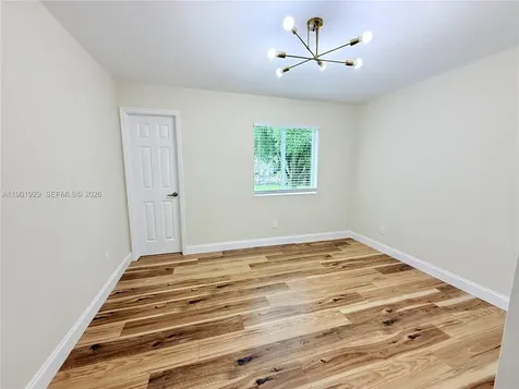 4340 SW 19th Street West Park FL 33023