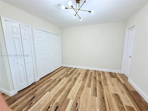 4340 SW 19th Street West Park FL 33023
